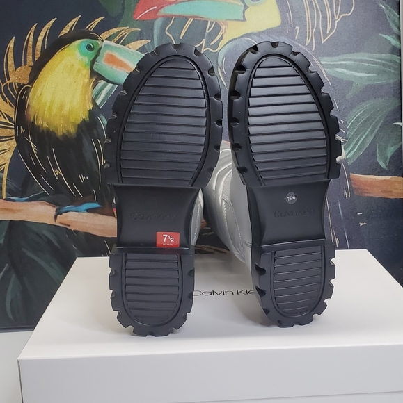 CALVIN KLEIN BOOTS - Picture 3 of 4